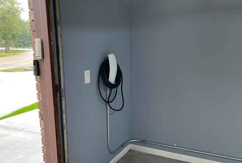 EV