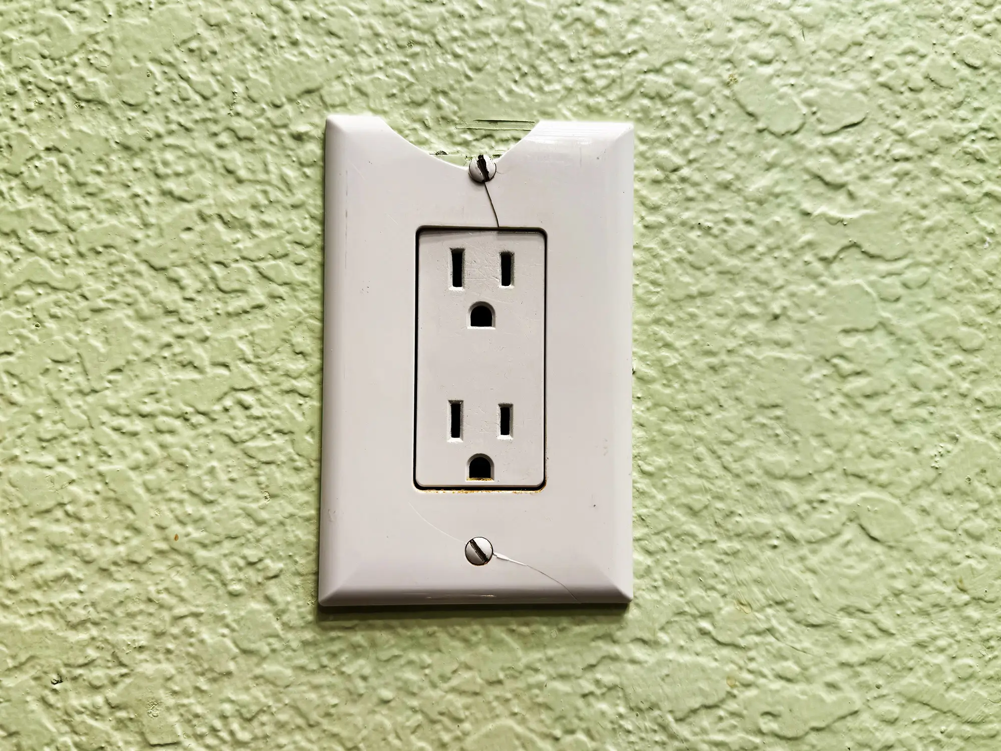 Outlet Replacement in Naperville